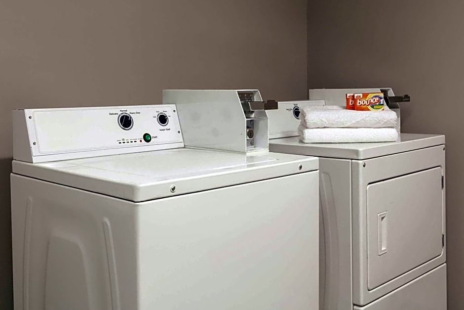 Country Inn & Suites by Radisson, London, KY