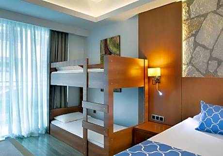 STANDART WITH BUNK BED