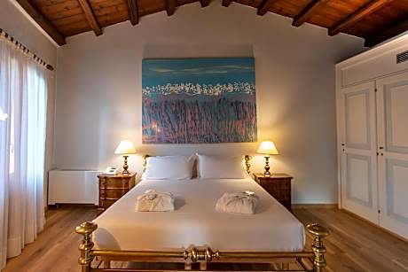 Family Suite, Terrace (1 Queen Bed and 1 Queen Sofa Bed)