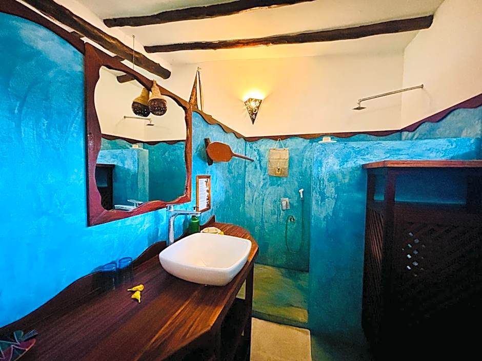 Basecamp Mafía Island