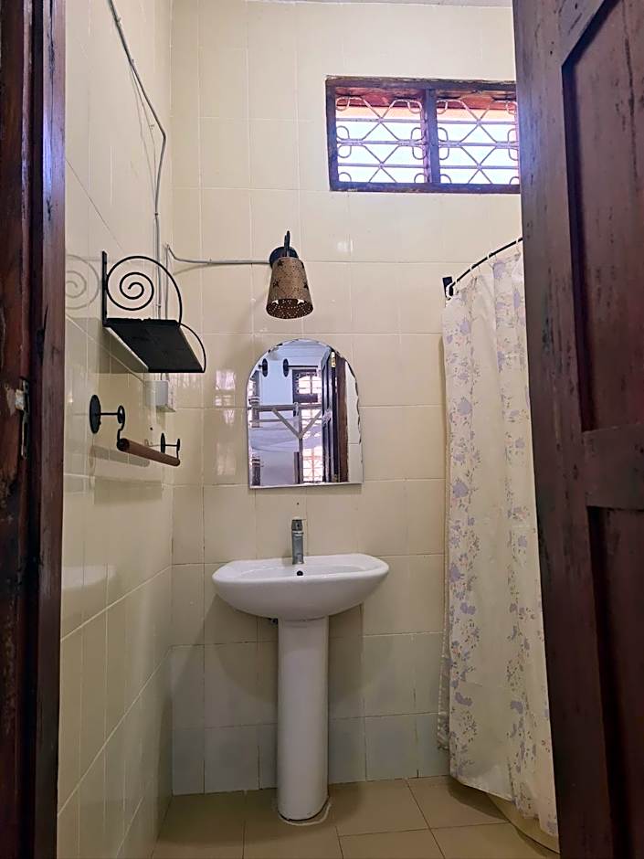 SULKHAN SERVICED APARTMENT