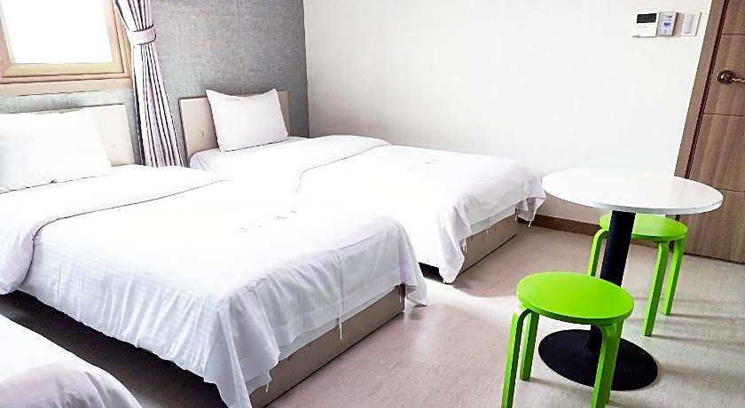 Golden Park Hotel