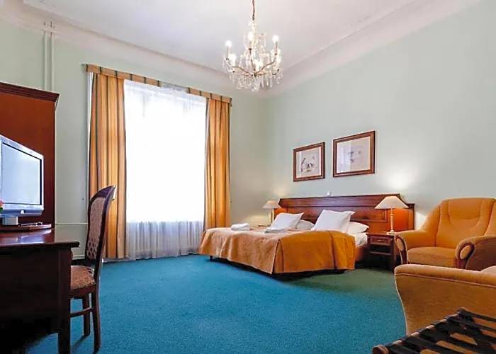 Hotel Ester