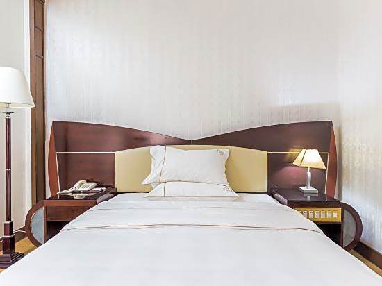 Guomen Hotel