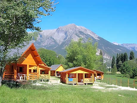 Camping, Hotel De Plein Air Les Cariamas