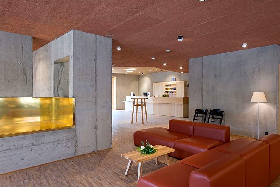 Saanen Gstaad Youth Hostel