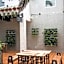Viven Hotel