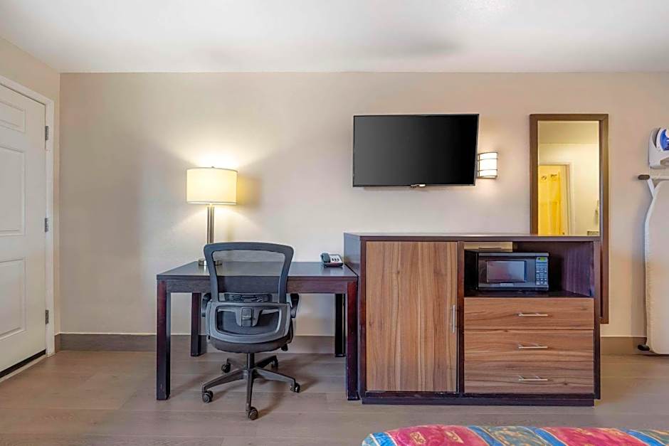 Rodeway Inn Albany
