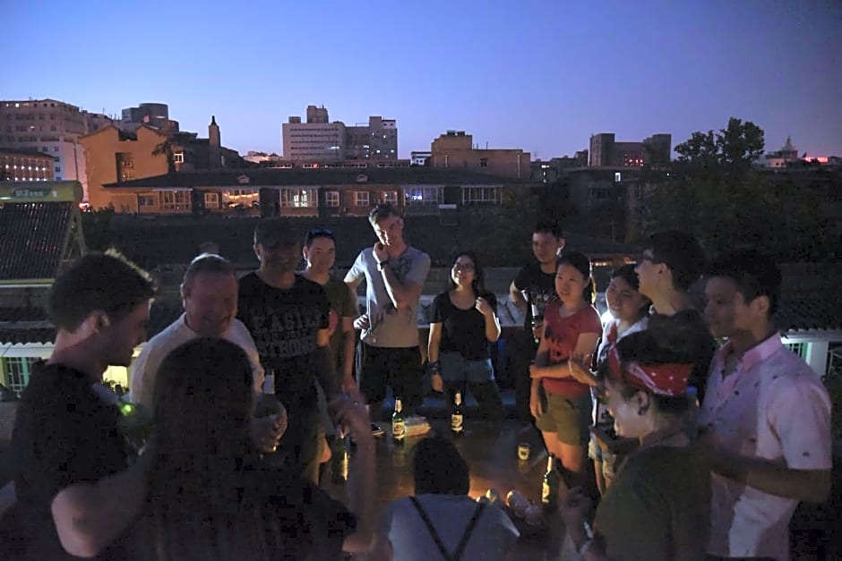 Xi'An Busy Hotel Bell Tower City Wall