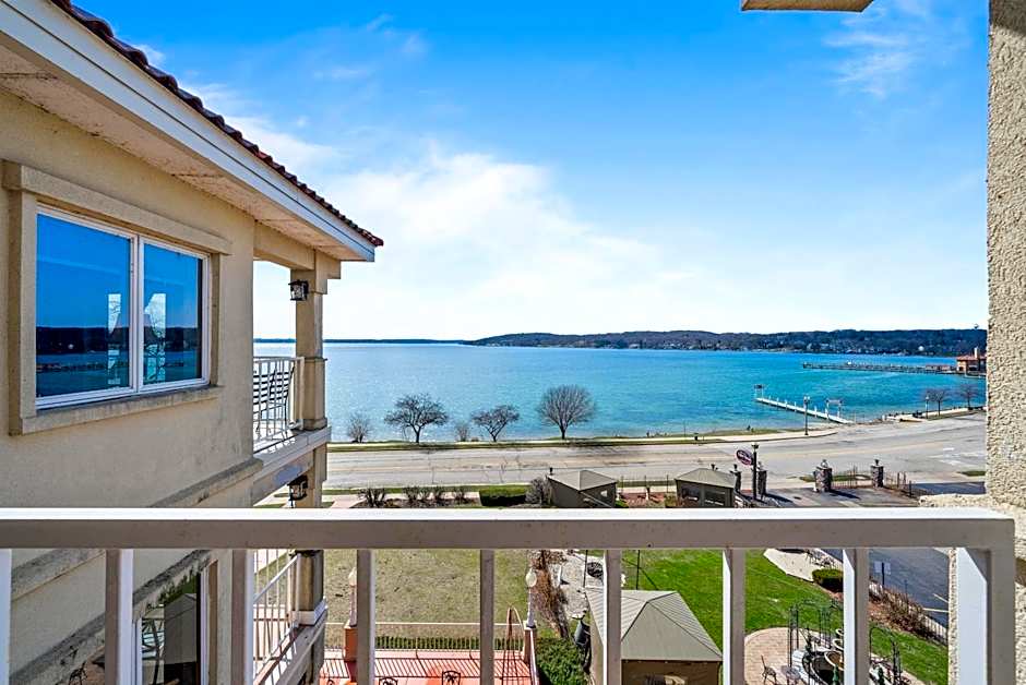 Bella Vista Suites Lake Geneva