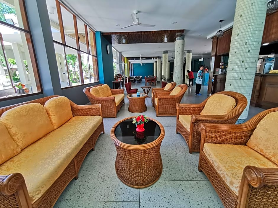 Subhamitra Hotel Hua Hin-SHA Certified
