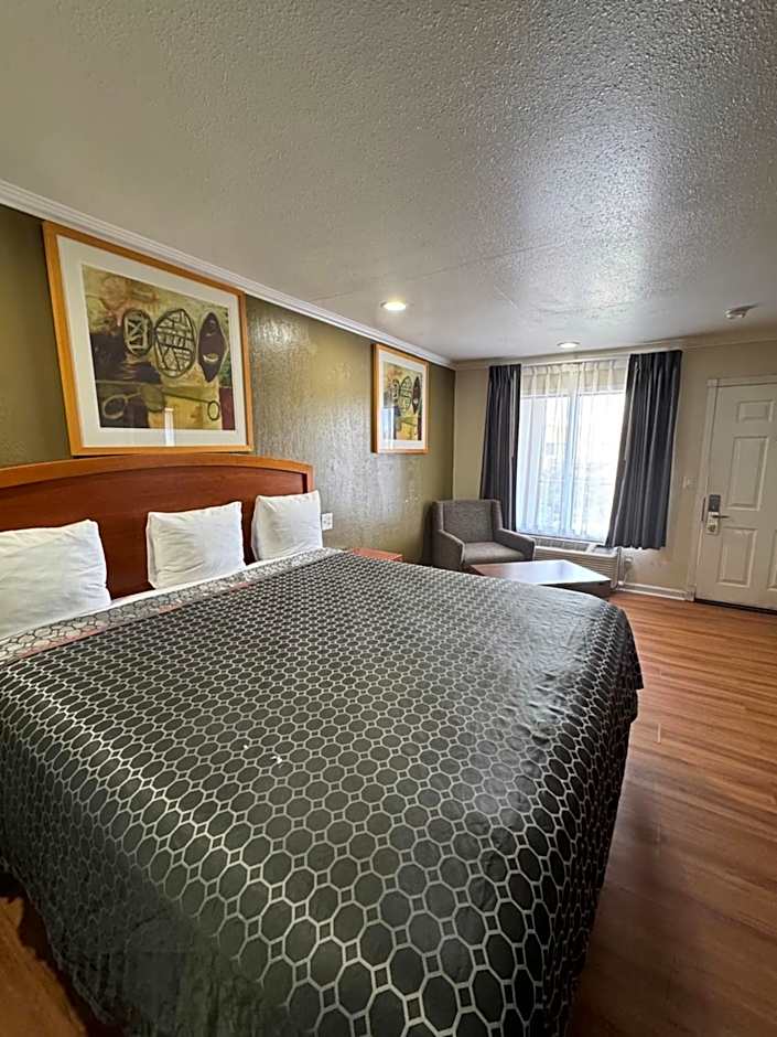 National Inn Garden Grove