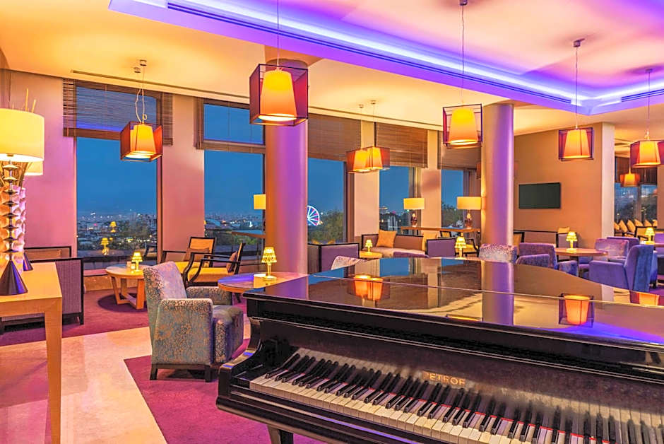 Hotel Çelik Palas Convention Center & Thermal SPA