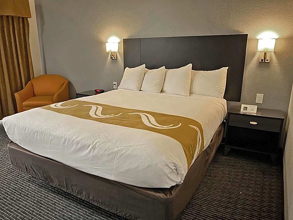Quality Inn & Suites
