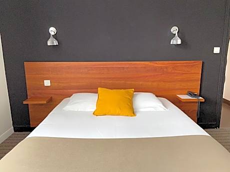 Double/Twin Room with Courtyard view