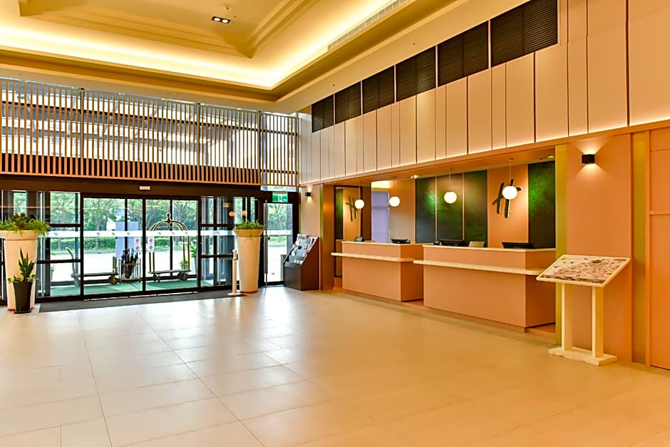 Holiday Inn Taoyuan Airport By IHG