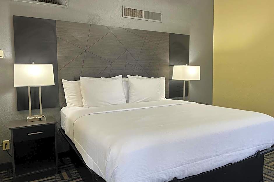 Baymont by Wyndham Indianapolis Airport Lynhurst