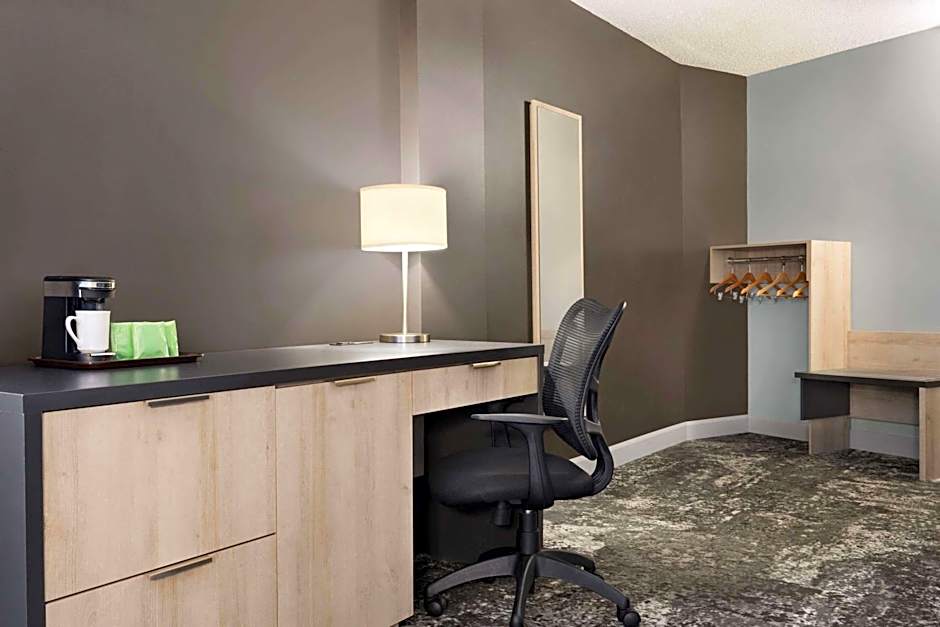 Travelodge by Wyndham Alma
