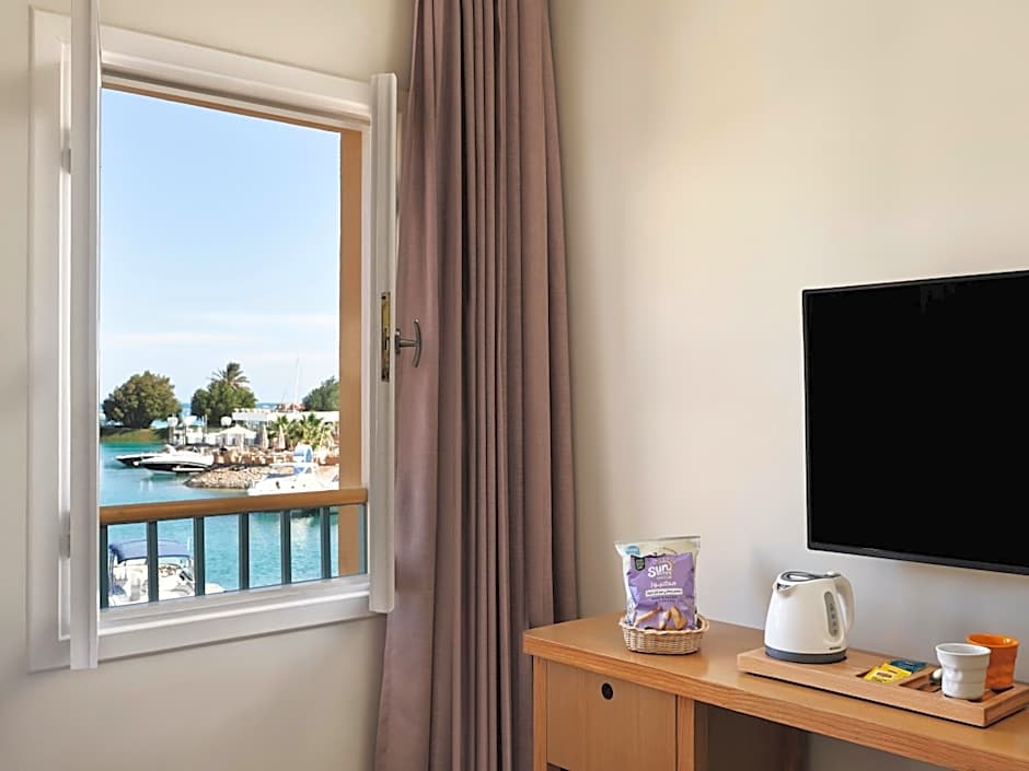 Captain's Inn Hotel