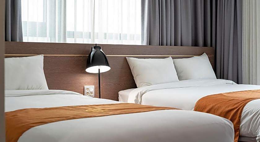 GOLDEN TULIP ESSENTIAL NAMGANG
