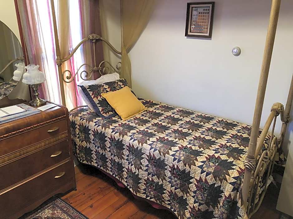 Keller House