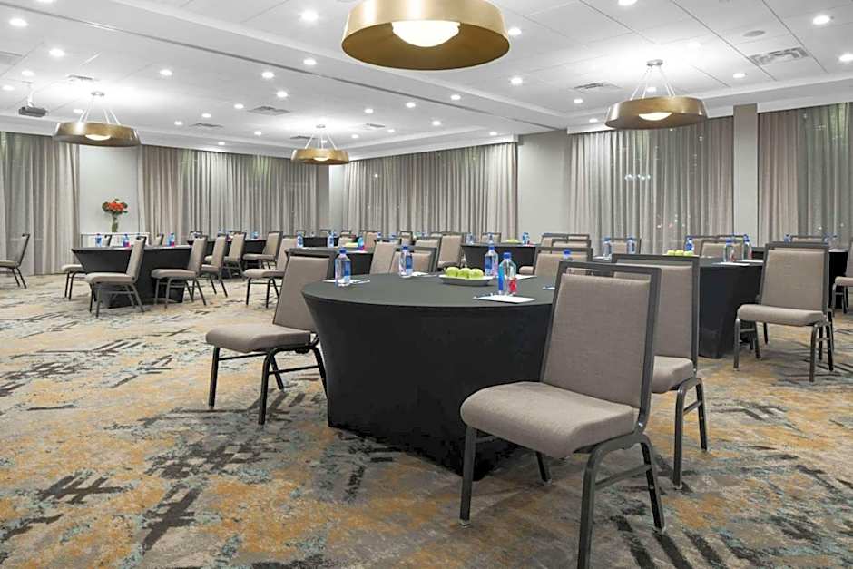 Homewood Suites by Hilton DFW Airport South, TX