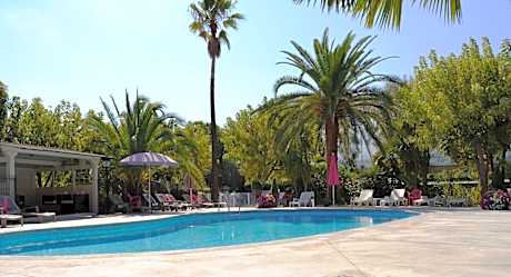 Servotel Castagniers