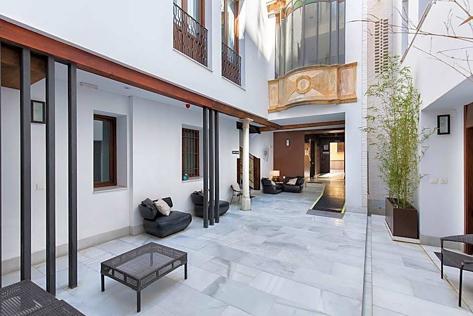 Elvira Suites
