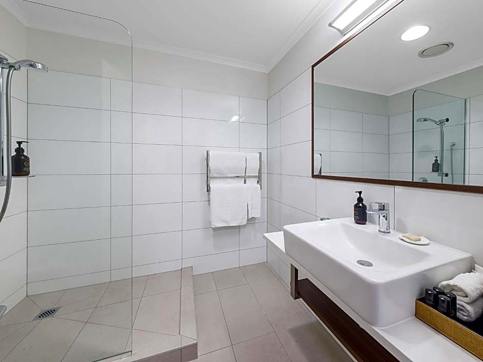 Jet Park Hotel Hamilton Airport