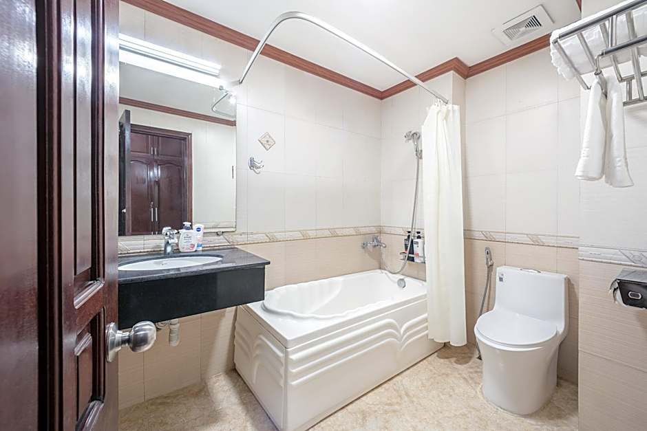 A25 Hotel - 61 Luong Ngoc Quyen