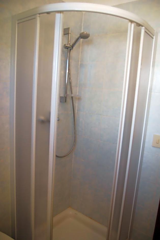 Beachside flat with large balcony - Beahost