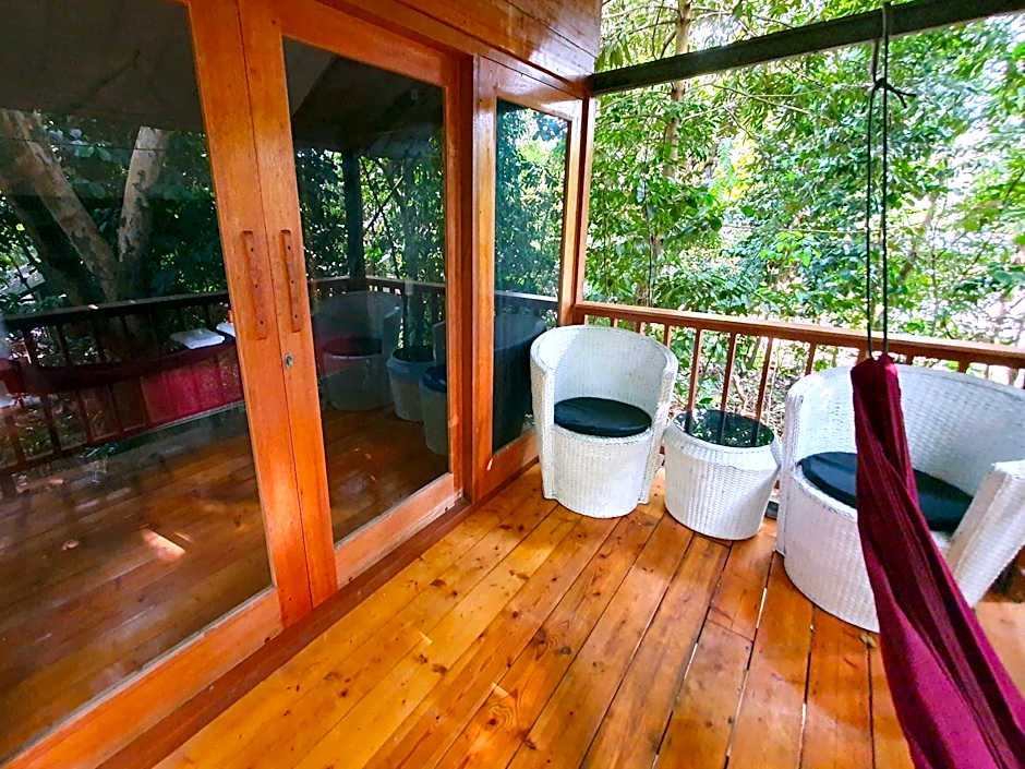 Santi Garden Bungalows