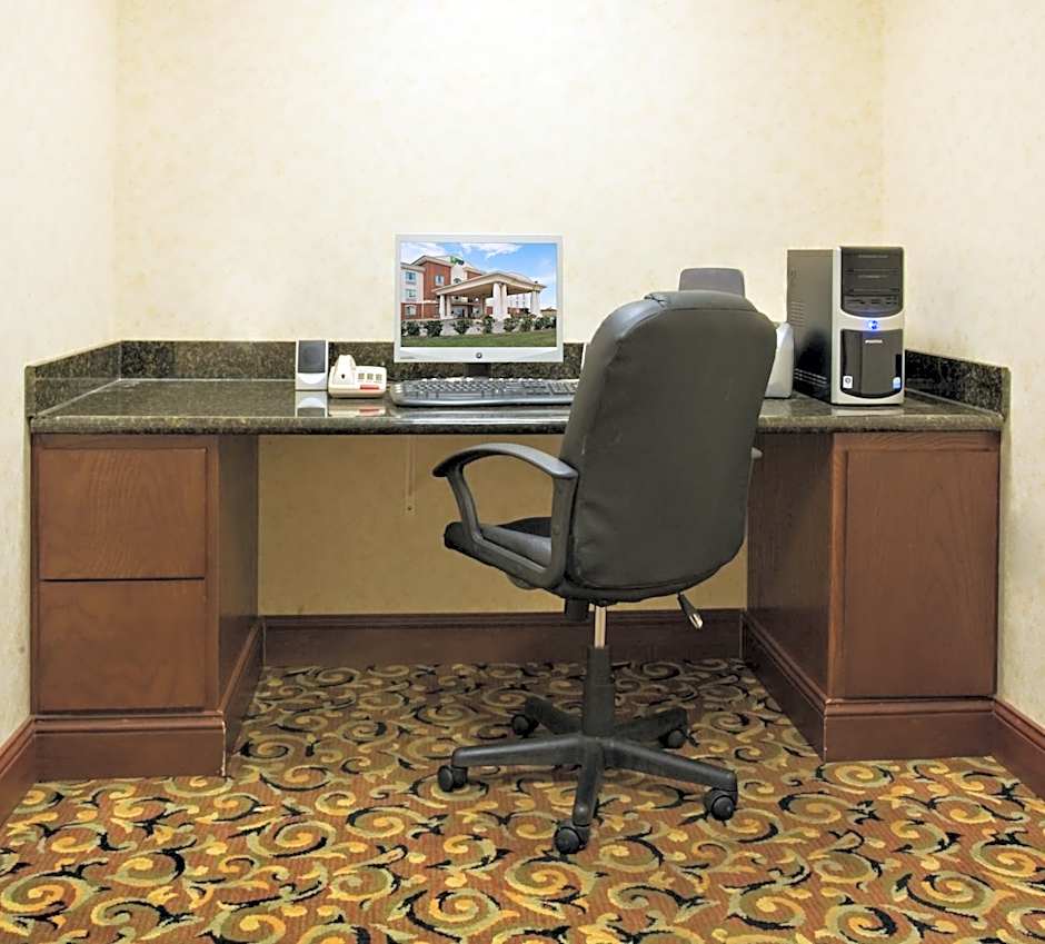 Holiday Inn Express Hotel & Suites Levelland By IHG