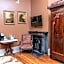 Lamothe House Hotel
