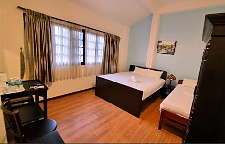 Deluxe - Smart Room with Double Bed