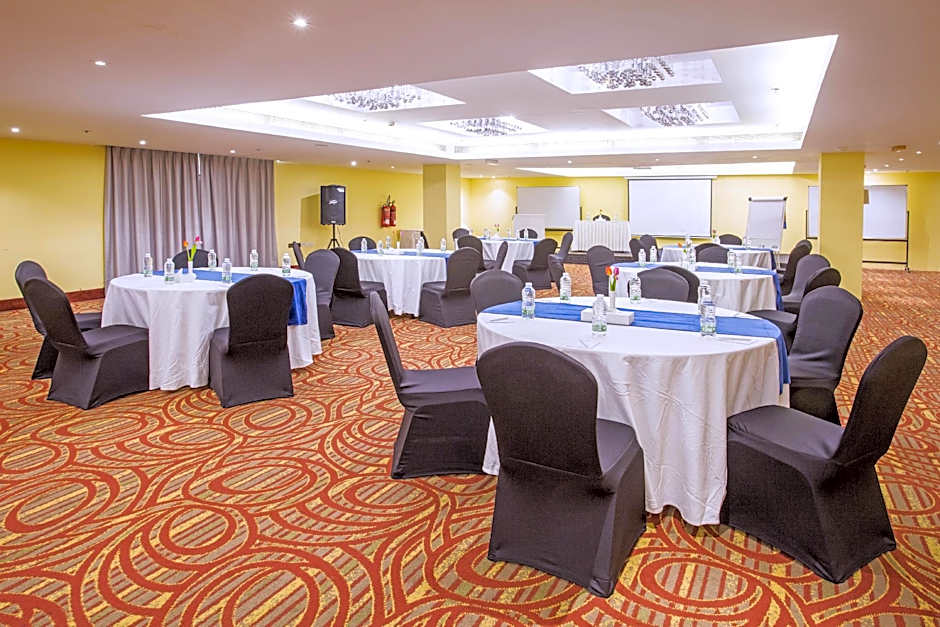 Best Western Premier Muscat