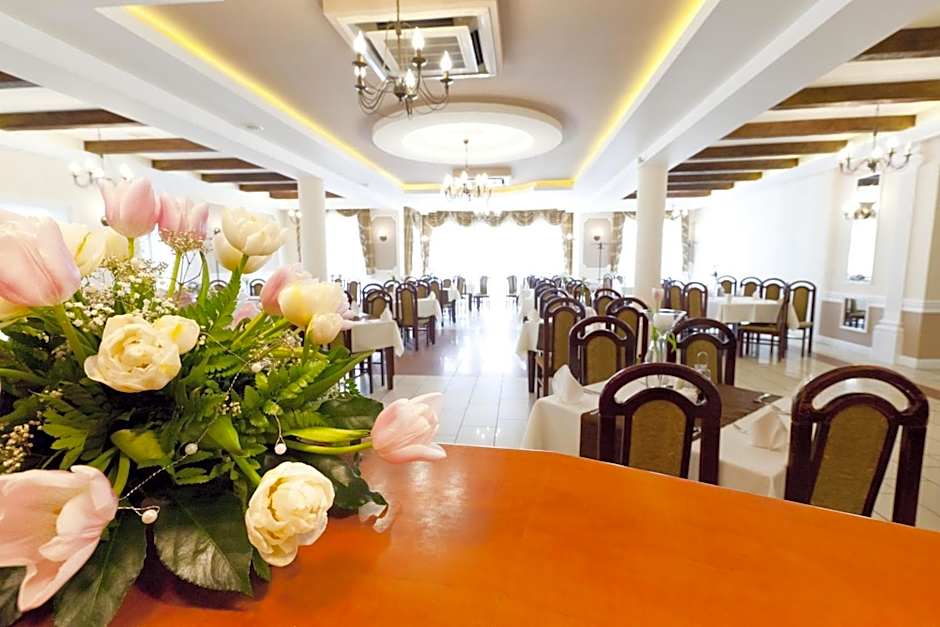 Hotel - Restauracja Koral
