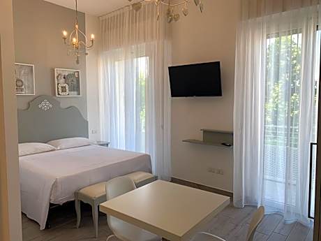 Studio with Garden View