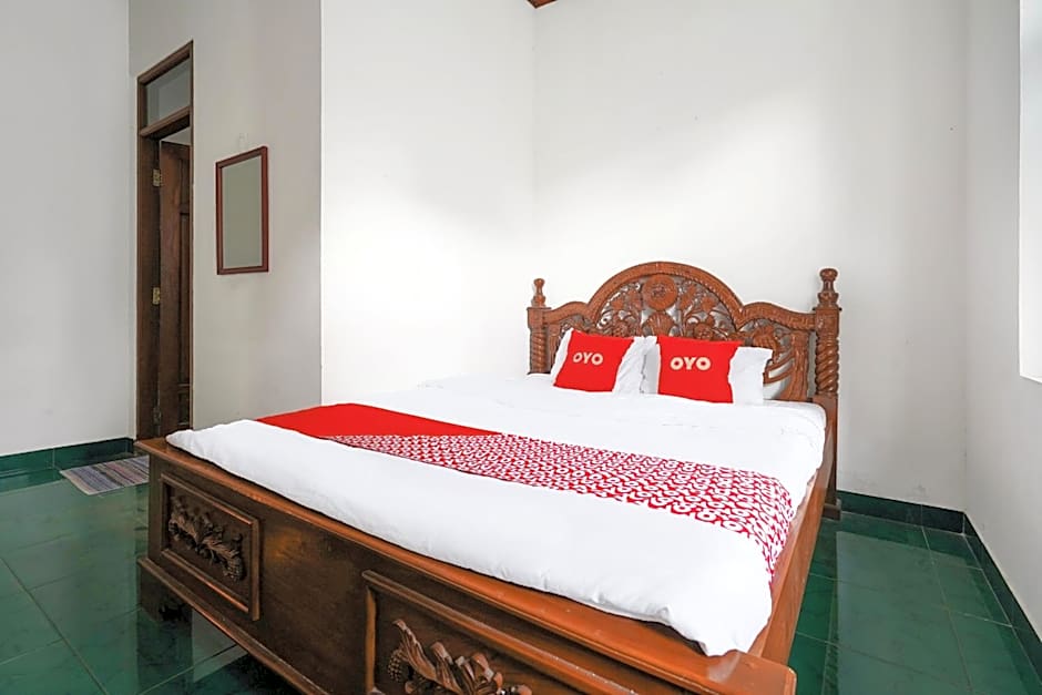 OYO 93248 Villa Syariah Astuti Lestari