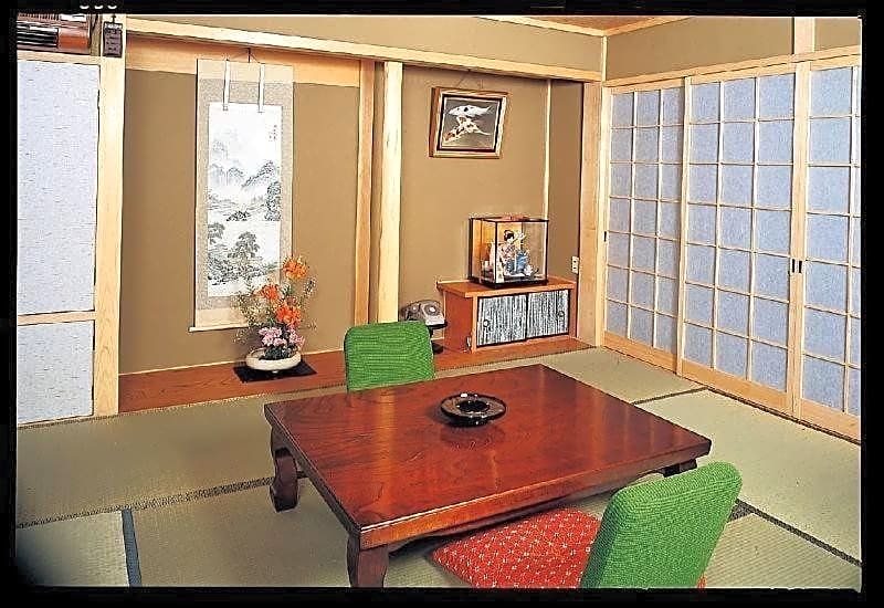 Takigawa Ryokan Honkan
