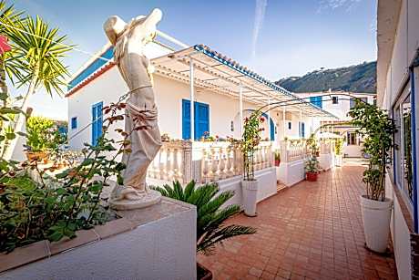 Hotel Casa Adolfo Ischia