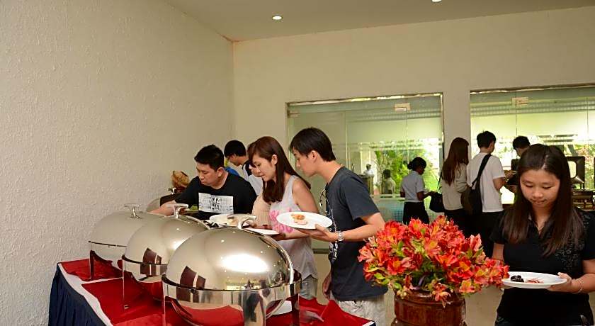 Catamaran Beach Hotel Negombo