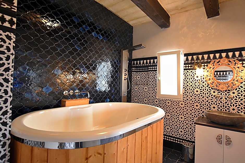 Chapel 5 Boutique Suites B&B