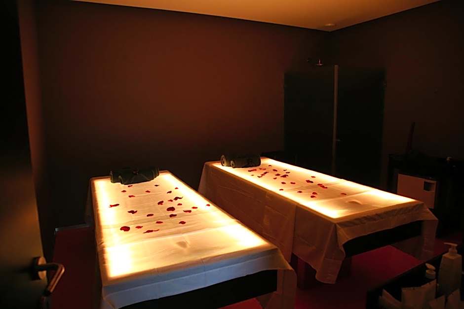 Axis Viana Business & SPA Hotel