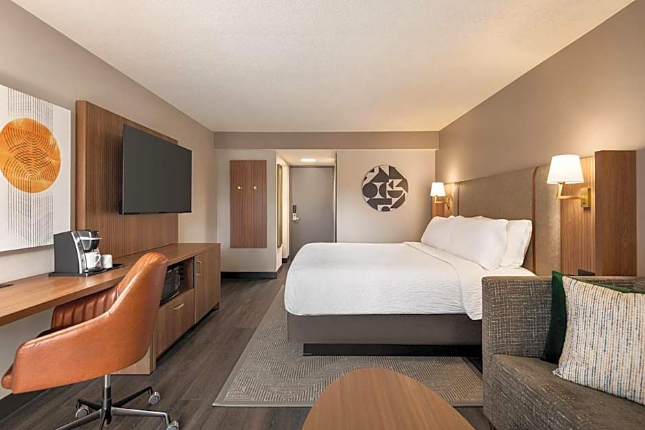 Holiday Inn & Suites Vancouver Downtown By IHG