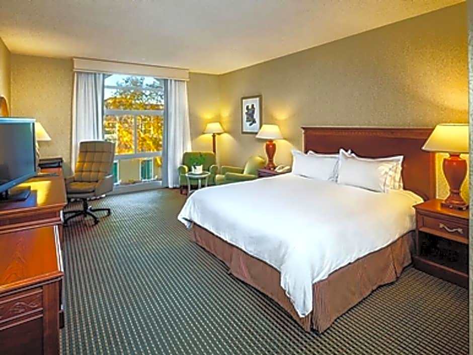Hilton Oakland Airport