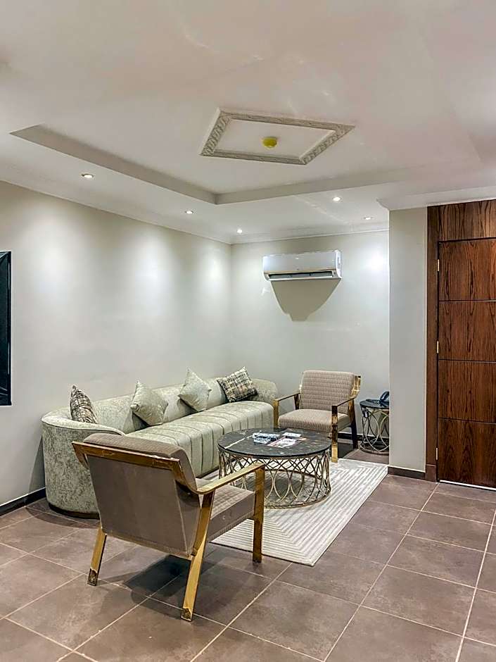 Comfort Inn Al Taawon - Family Only