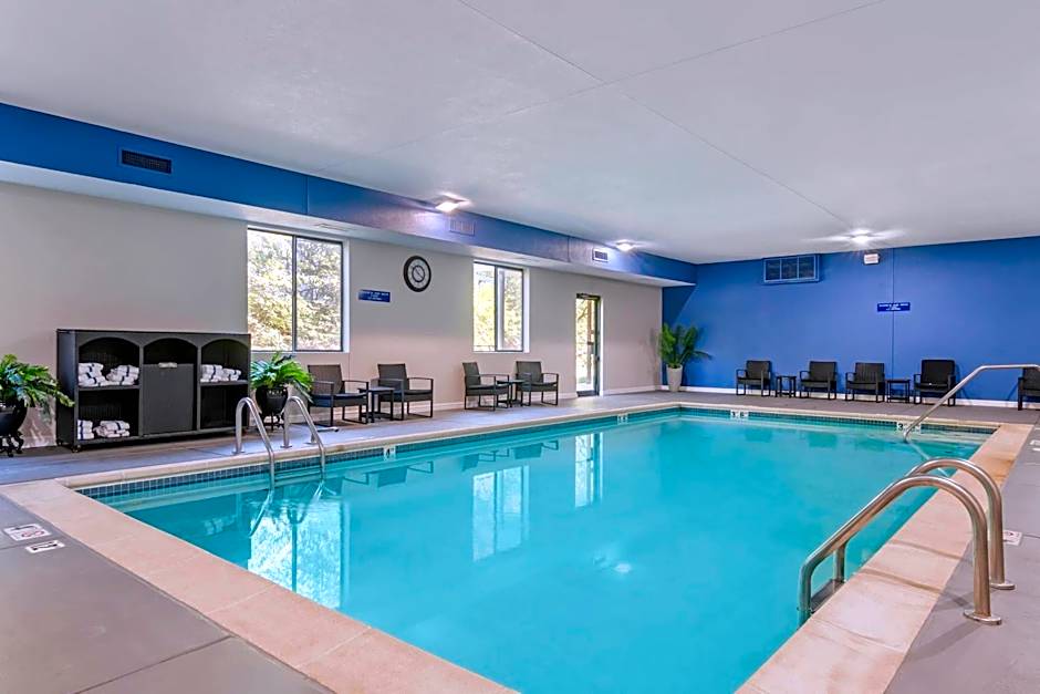 Comfort Suites Saint Charles