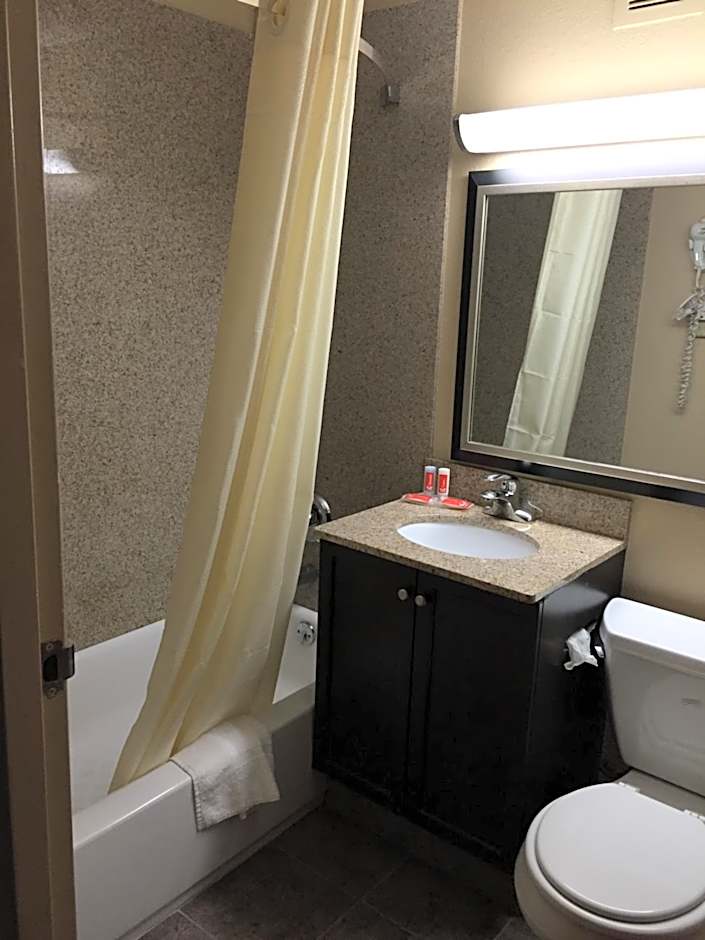 Quality Inn Near Pimlico Racetrack
