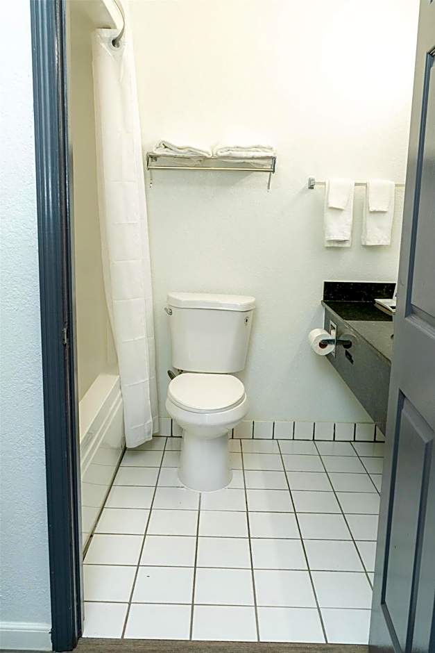 Americas Best Value Inn Donaldsonville